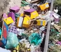 Descarte irregular de lixo em ferrovia de Maceió eleva risco de acidentes e danos ao VLT