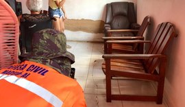 Rachaduras no bairro do Farol são analisadas pela Defesa Civil