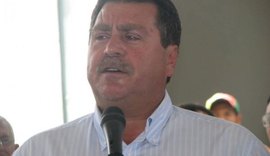 Família Calheiros decide quem vai herdar cadeira de Olavo na ALE, diz jornalista