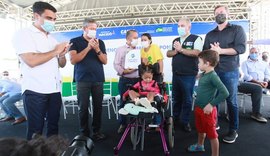 Governo Federal entrega 480 moradias a famílias de baixa renda