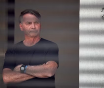 Moraes determina reforço no monitoramento da casa de Bolsonaro