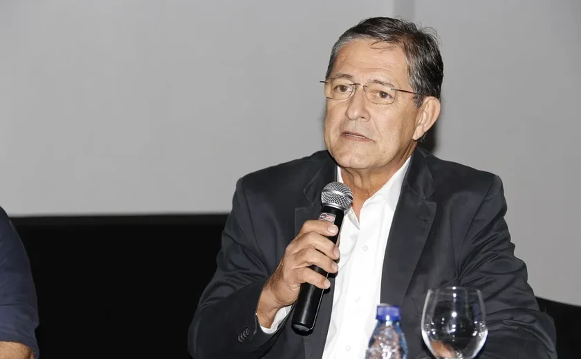 Pré-candidato a governador denuncia pressão de “forças ocultas” em AL