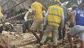Galpão desaba no Jaraguá e deixa 4 pessoas feridas