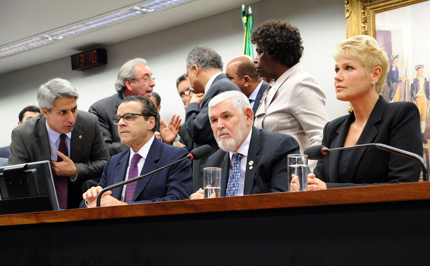 Câmara aprova lei que proíbe castigos físicos em crianças e adolescentes