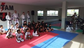 Rotam promove aulas de artes marciais para crianças