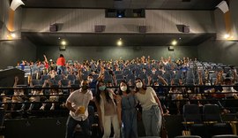Mês da criança: projeto leva jovens de unidades de acolhimento ao cinema
