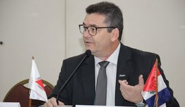 Escolas do Estado só terão aulas presenciais em março