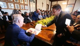 Klever Loureiro toma posse como governador interino de Alagoas