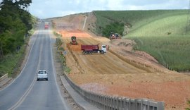 AL recorre a empréstimos para cobrir falta de recursos