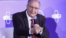 Alckmin defende negociação com EUA para ampliar setores fora do tarifaço