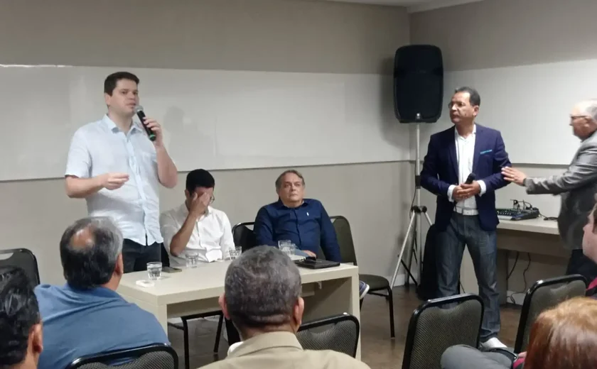 Davi Davino Filho vai disputar Senado, “sem medo de perder mandato”