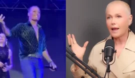 Vídeo: Eduardo Costa reaparece com novo visual e é comparado à Xuxa pela web