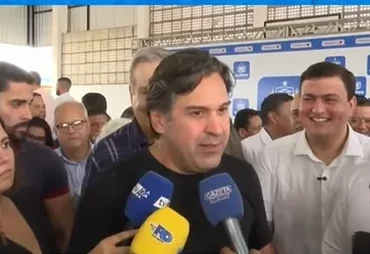 Isnaldo não descarta governo, mas avisa que está “feliz em Brasília”