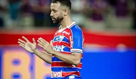 Com trunfos, Corinthians toma a dianteira por Caio Alexandre, do Fortaleza