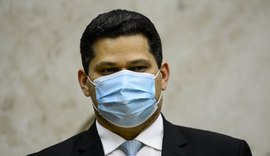 Ex-presidente do Senado é internado com fortes dores abdominais