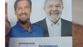 Renan denuncia santinhos que ligam Rodrigo Cunha a Lula: 'Querem induzir o eleitor'