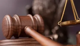 Homem é condenado a mais de 50 anos de prisão por assassinato de irmãos em Maceió