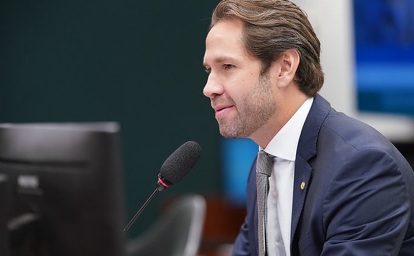 Deputado Pedro Vilela destaca entrega de imóveis pelo governo federal em Maceió