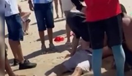 Turista colombiano que morreu afogado tentava resgatar familiares em praia de Alagoas