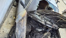 Homem ateia fogo em carro de vizinho por causa de som alto