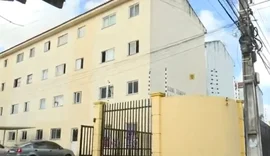 Criança autista cai do 3º andar de prédio e é salva por vizinha; veja o vídeo