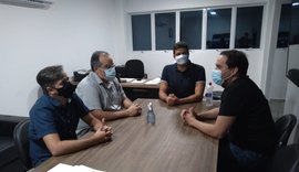 Rui tem encontro com vereadores que compõem oposição à JHC