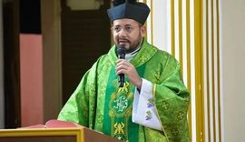 Padre de Penedo é indiciado por importunação sexual e volta a ser denunciado por assédio