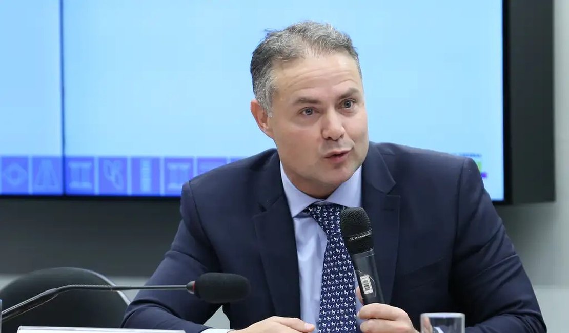 Nome já definido para suceder Paulo Dantas é candidato desde que renunciou ao governo