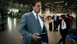 Wassef anuncia que deixará defesa de Flávio Bolsonaro