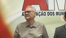 Renan Calheiros avalia possibilidade de disputar reeleição ao Senado