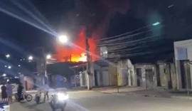 Incêndio destrói oficina em São Miguel dos Campos e causa prejuízo estimado em R$ 400 mil