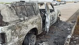 Veículo de Guarda Municipal que transportava paciente psiquiátrico pega fogo em interior de AL