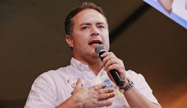 Governador diz que uso de máscara será obrigatório até 2022 em Alagoas