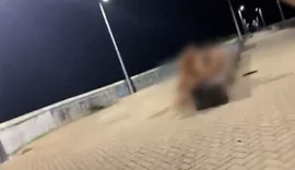 Vídeo: Trisal é flagrado fazendo sexo em calçadão da Orla de Fortaleza