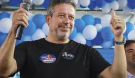 “Primos pobres”: veja quanto cada candidato a estadual recebeu do “fundão” em AL