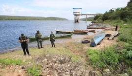 FPI flagra esgoto no Rio São Francisco e descaso com lixão em Pão de Açúcar