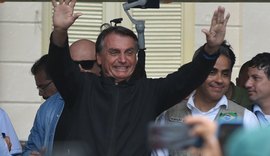 Bolsonaro: ‘Militares estão prontos para defender a pátria contra o obscurantismo’