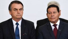 Bolsonaro veta Mourão, que não participa de reunião ministerial