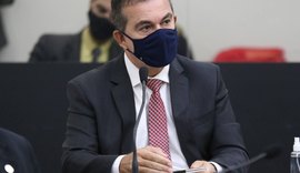 Deputado Ronaldo Medeiros critica governo Bolsonaro e elaboração do Enem