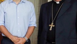 Renan Filho lamenta a morte do bispo Dom Valério Breda, da diocese de Penedo