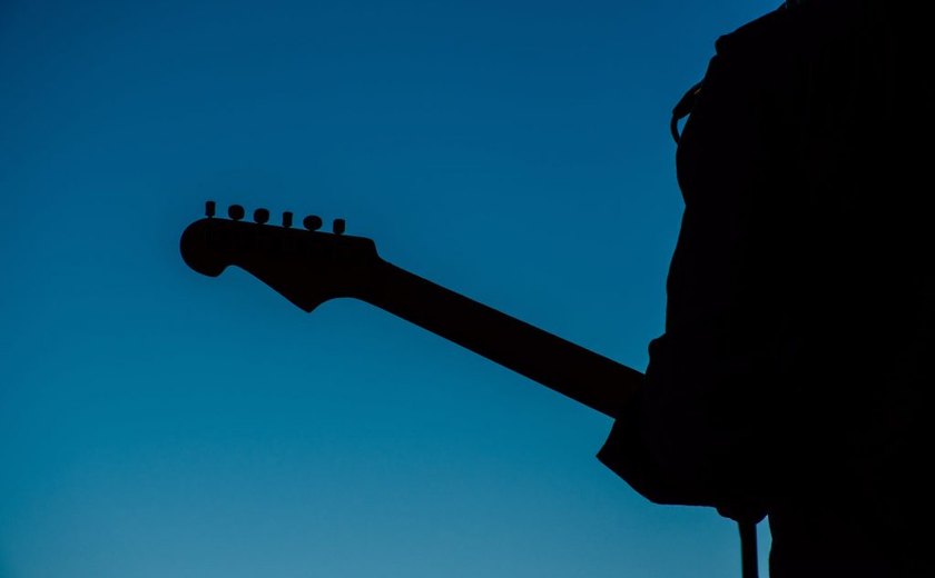 Música brasileira dita ritmo nas lives do Arte que Te Quero Viva de hoje (21) e sábado