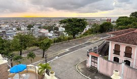 Mirante Ambrósio Lira volta a ser palco de arte e convivência em Maceió