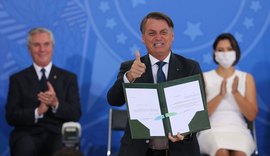 Governo destina R$ 20 bi para vacinação da população contra covid-19