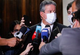 Arthur Lira promete apoio a Petrópolis após tragédia que atingiu o município