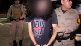 Falso professor de canto é preso por dar bebida com sêmen a alunas