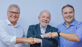 Renan Filho e senador Renan Calheiros visitam Lula e projetam alianças