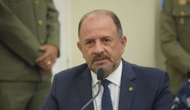 Deputado acusa colegas de 'estelionato eleitoral', após ter projeto modificado