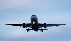 Avião que ia para AL faz pouso de emergência no Aeroporto de Brasília