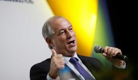 Ciro diz que Brasil não aguenta um novo poste de Lula