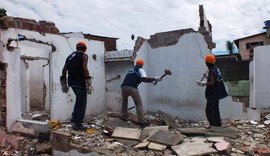 Cerca de 39 casas são demolidas no bairro de Santo Amaro